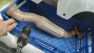 Flexible de escape para coche