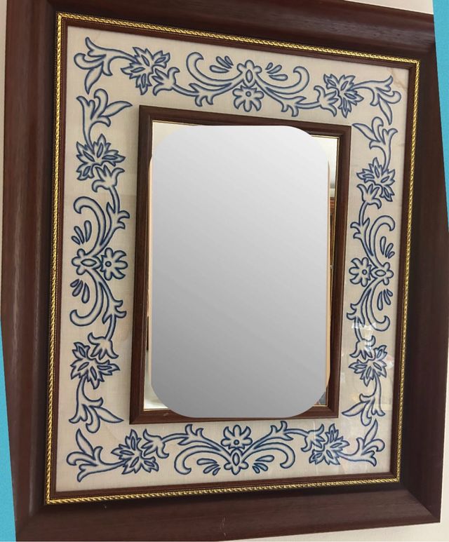 Espejo Marco Madera Bordado Azul