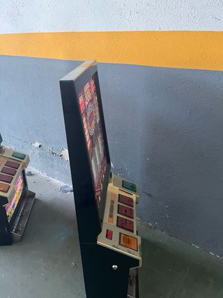 Máquina tragaperras para restaurar 2 unidades