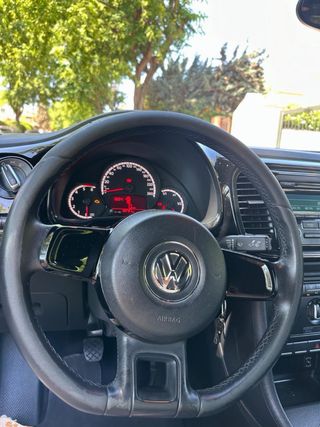 Volkswagen Beetle 2014