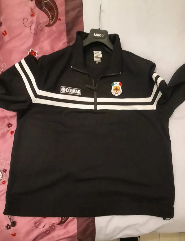 Maglia tecnica Colmar con logo della scuola sci