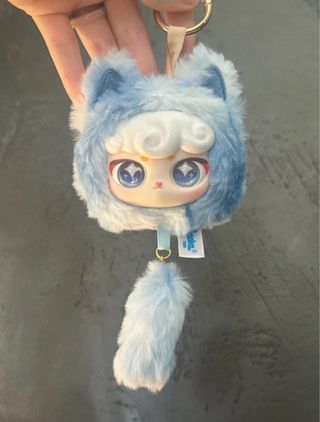 Lucky Meow IV 4 Ciaoka BLUE CAT KEYRING