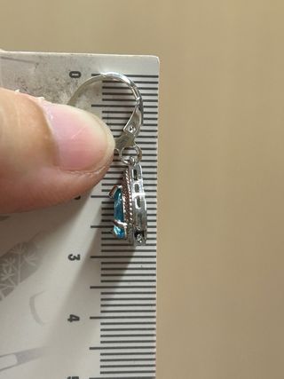 Pendientes lágrima piedra azul claro