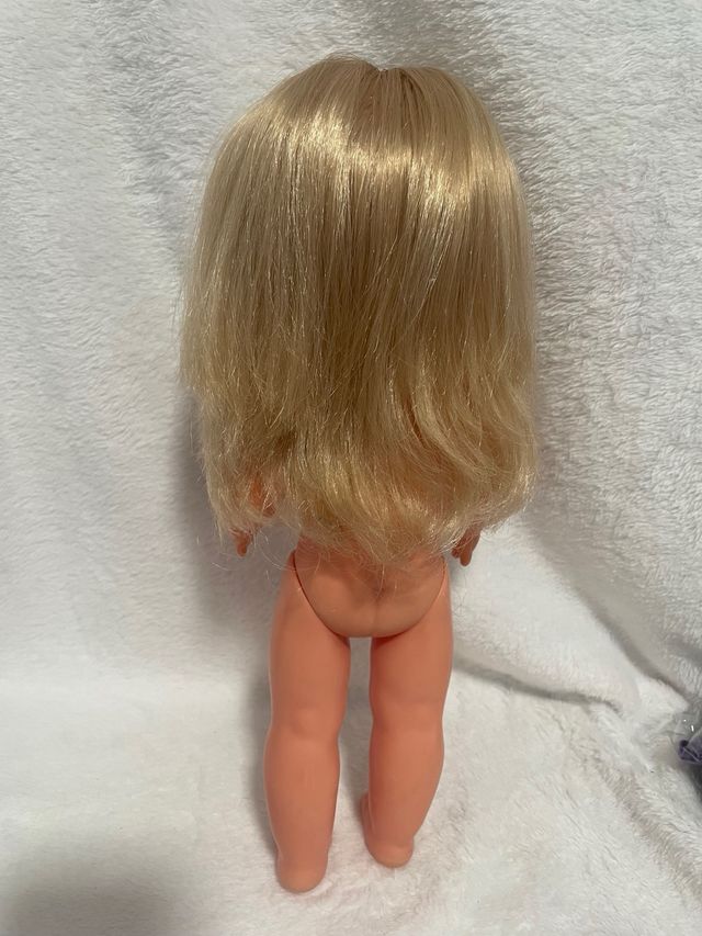 Muñeca antigua Evelin Famosa