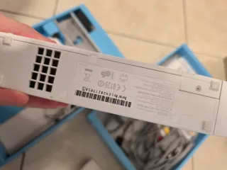 Nintendo Wii con scatola e Wii Sports