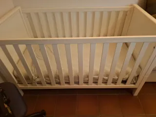 Cuna bebé sin colchón Recogida Bcn ciudad