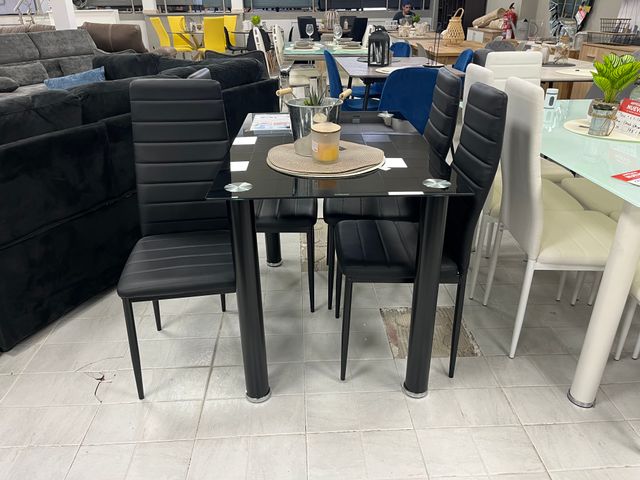 MESA COMEDOR + 4 SILLAS POLIPIEL 