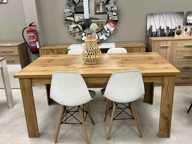 MESA FIJA DE MADERA - NUEVA DE PAQUETE 