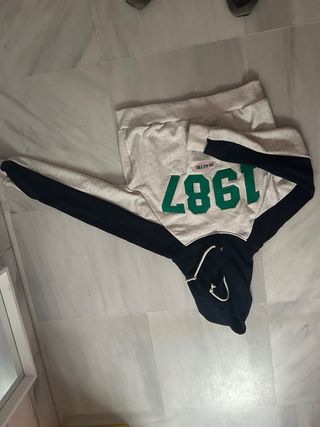 Sudadera Bershka Gris y Azul Talla S