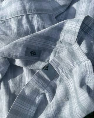 Camisa de Cuadros Adidas Gris y Blanca