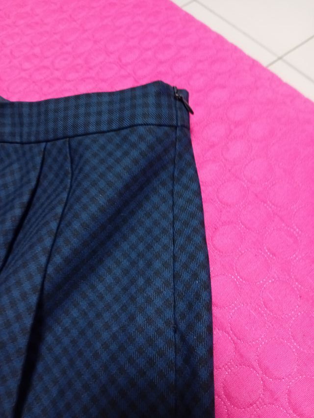 Minigonna a quadri blu e nera