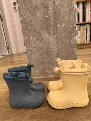 2 pares botas de agua talla 22-23