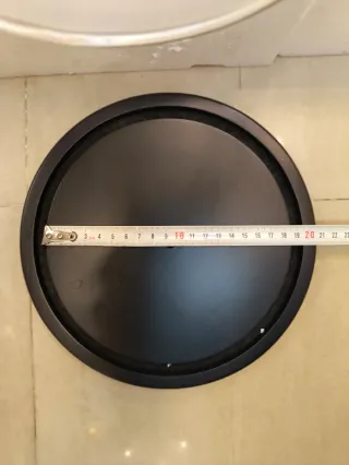 Urna o fanal de cristal con base madera negra