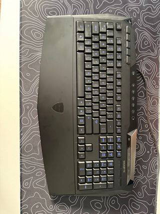 Teclado Gigabyte Aivia K8100