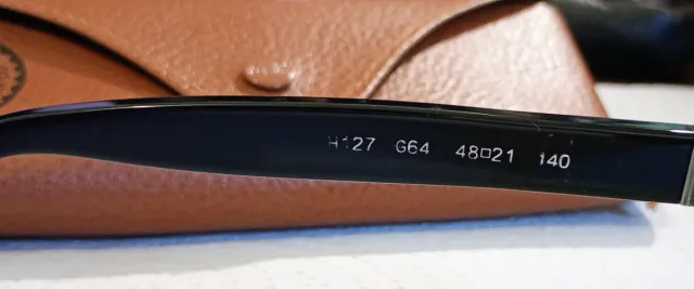 Occhiali da sole Ray-Ban neri lenti azzurre