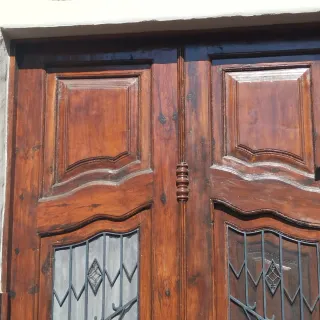 Puerta Calle de Mobila 