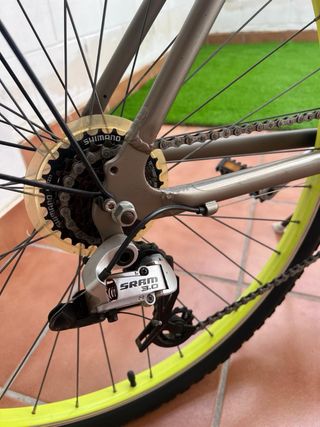 Bicicleta BTWIN mujer con cesta