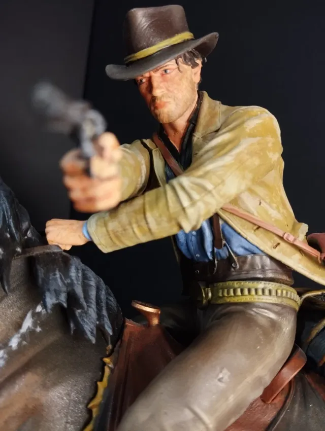 Statuetta in resina di Arthur Morgan Red Dead Redemption