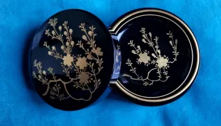 Scatolina in lacca giapponese