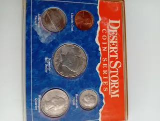 Diverse monete spagnole e americane