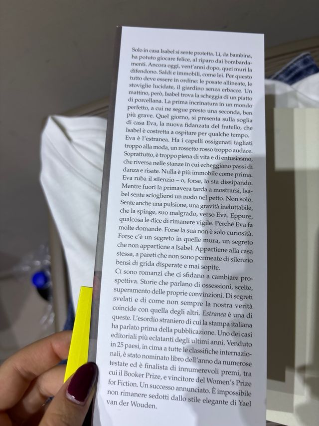 Estranea di Yael Van Der Wouden