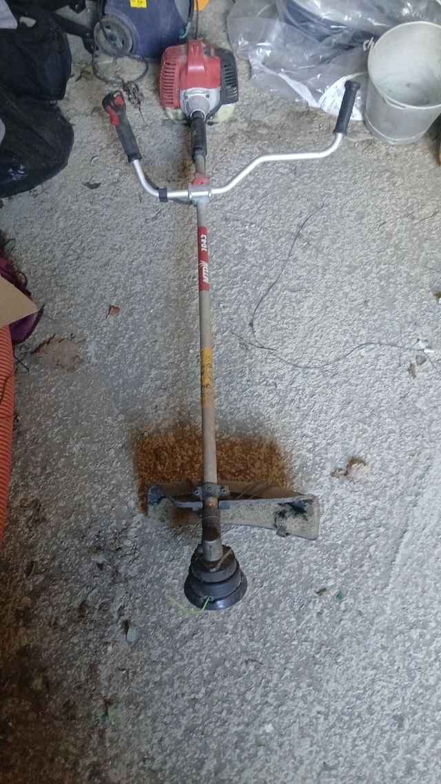 Desbrozadora MTD 1043