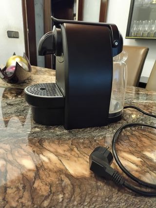 Cafetera Krups Nespresso Negra