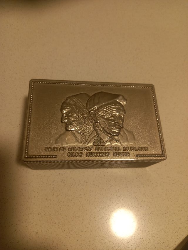 Caja Metálica Caja de Ahorros Municipal