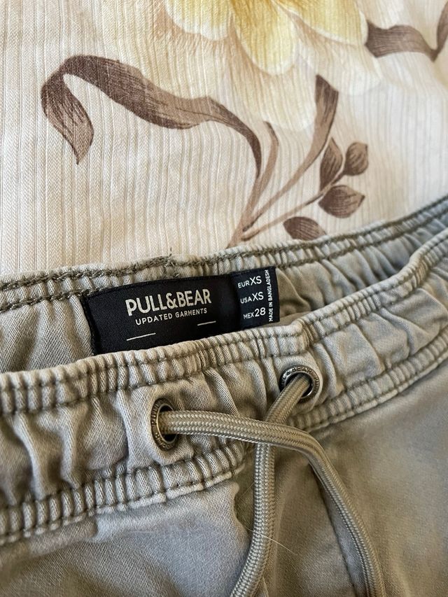 Pantalón Cargo Pull&Bear