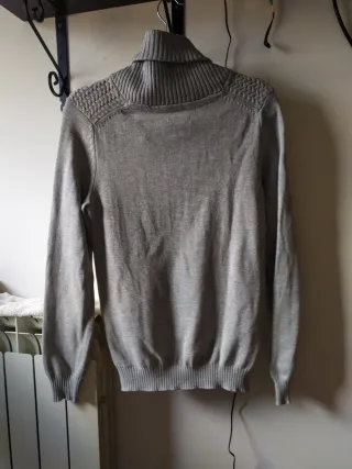 Jersey Celio gris cuello alto Talla S