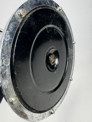 Taburete estilo Tulip Cromado Negro