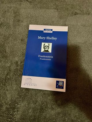 Textos Bilingües Athénïse, Frankenstein y otro.