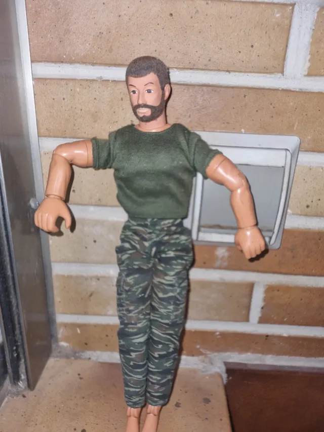 Muñeco GeyperMan militar