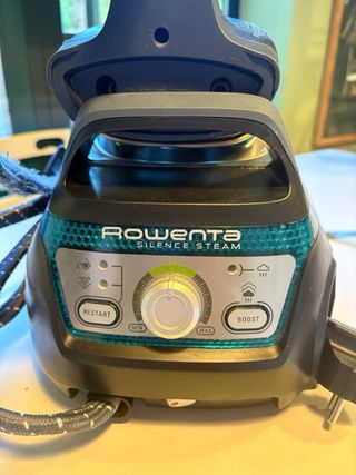 Centro de Planchado Rowenta Silence Steam