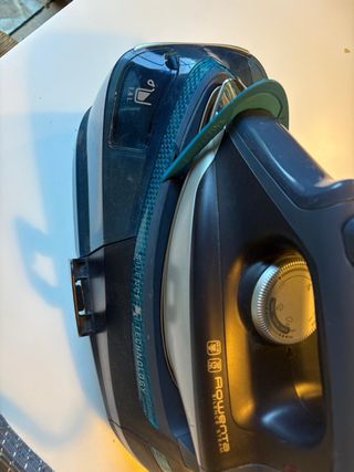 Centro de Planchado Rowenta Silence Steam