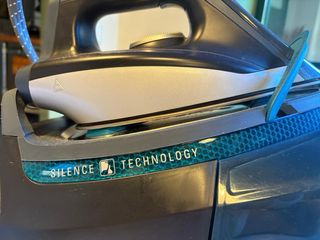 Centro de Planchado Rowenta Silence Steam