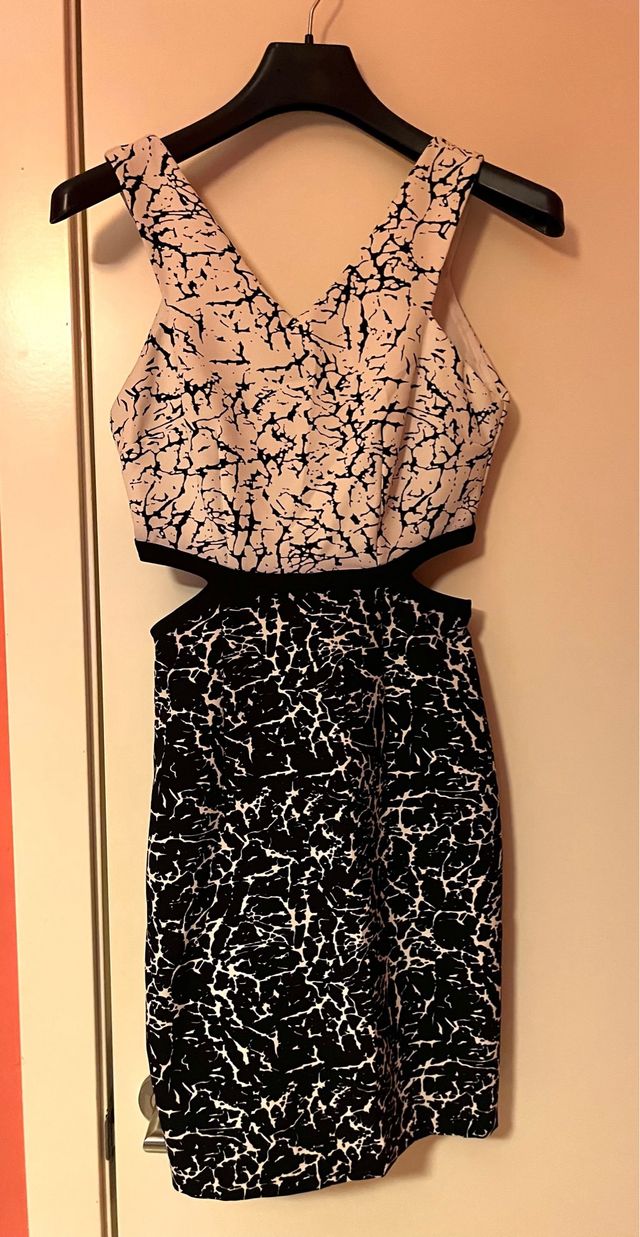 Vestido estampado blanco y negro