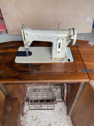 Máquina de coser Singer