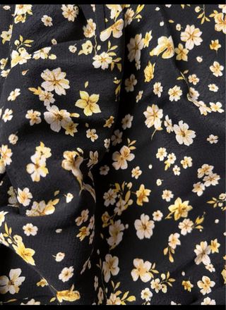 Vestido floral manga larga con cinturón