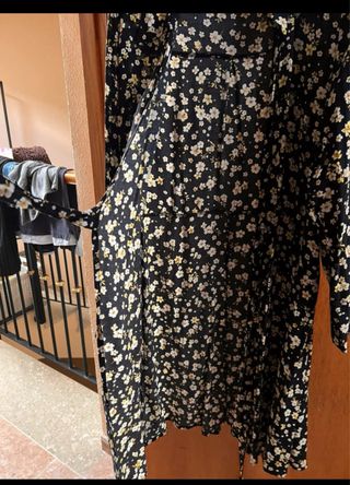 Vestido floral manga larga con cinturón