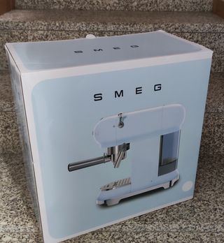 Máquina Café SMEG Anni 50 ECF01WHEU Branca