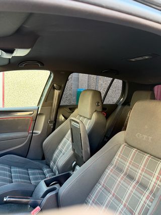 Volkswagen Golf 2011