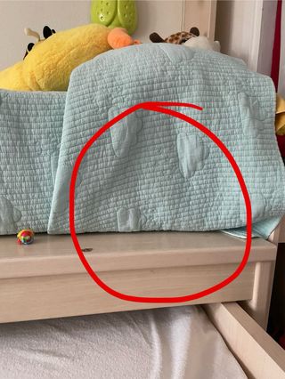 Dormitorio Modular: Armario, Cama y Mueble