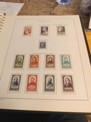 Colección  Francia 1945-1949 Sellos Años Completos