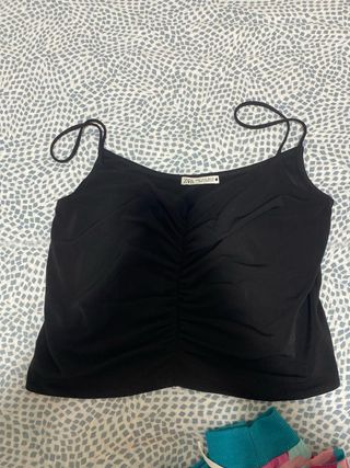 Top Zara negro fruncido Talla M