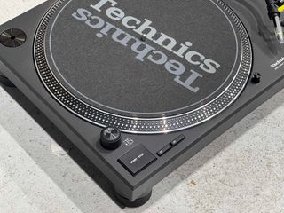 2x Technics SL-1210 MK7 + Xone:92