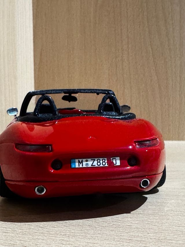 Coche de juguete BMW Z8 Rojo