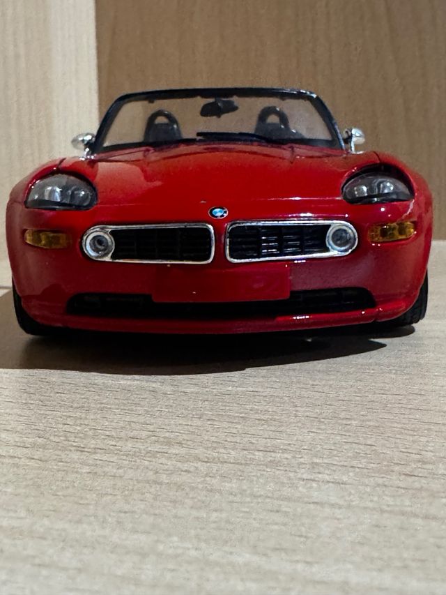 Coche de juguete BMW Z8 Rojo