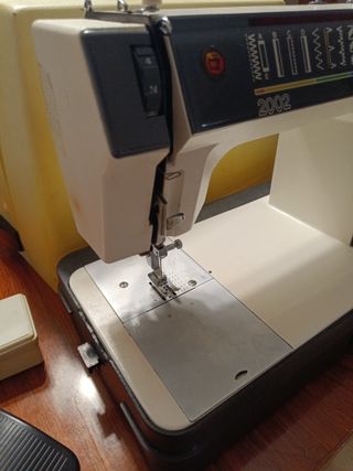 Máquina de coser Sigma Electronic 2002