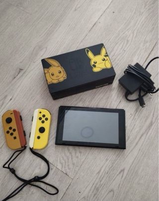 Nintendo Switch Edición Pikachu y Eevee